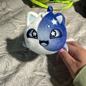 Aphorism Light Blue Plush Toy